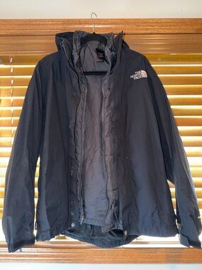 The North Face Men's Black Hooded Rain Jacket